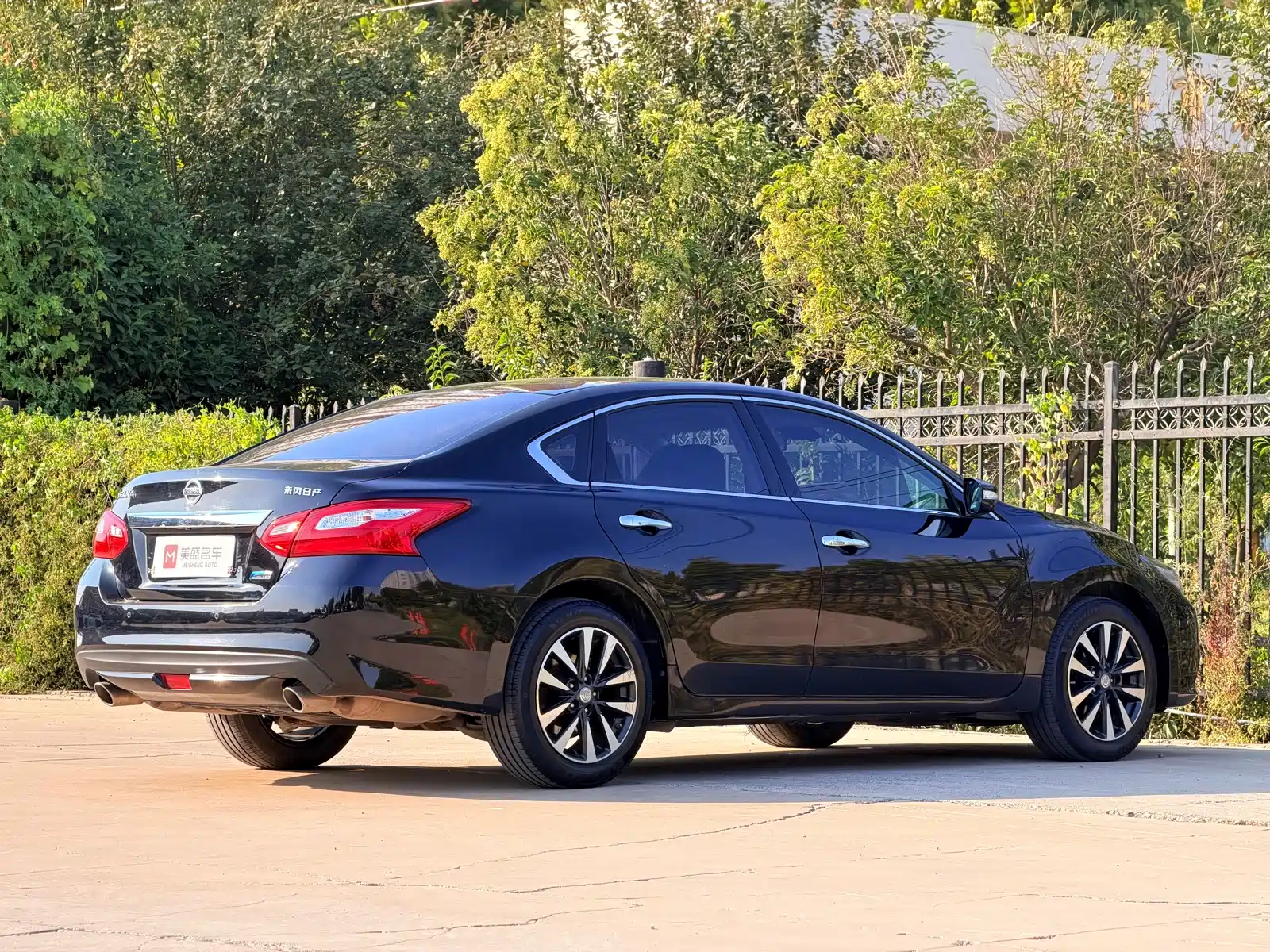 Фото 6 - Nissan Teana