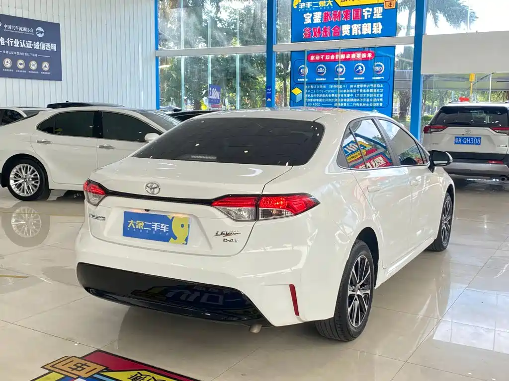 Toyota Levin 2025 2024 185T CVT Luxury Edition