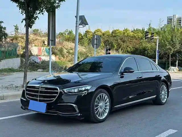 Mercedes-Benz S-Class 2025