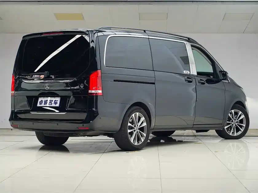 Mercedes-Benz V-Class 2020 V 260 Navigator Edition фото 21