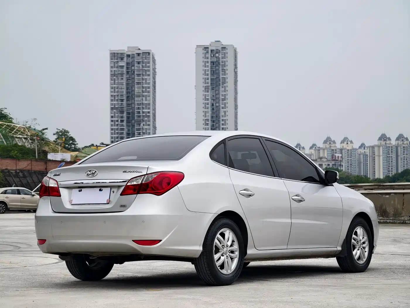 Hyundai Elantra 2011 1.6L Automatic Luxury фото 19