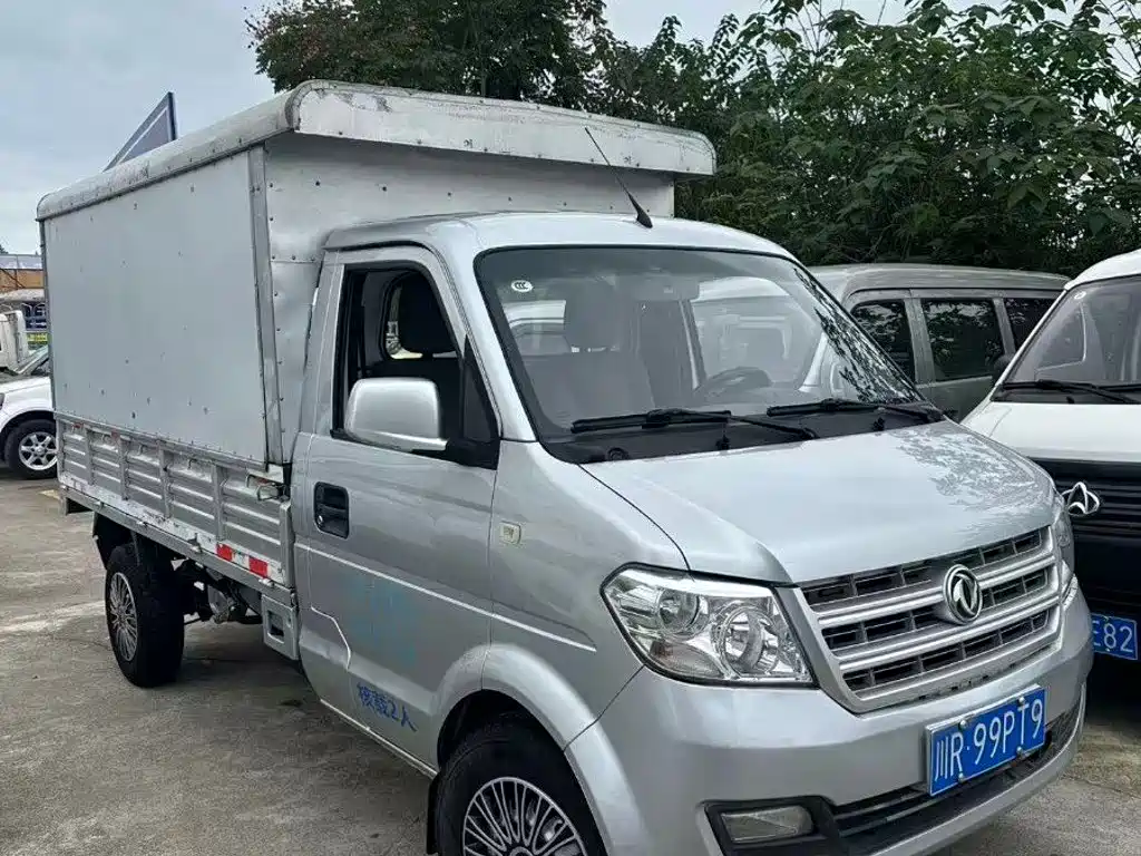 Photo 2 - Dongfeng Xiaokang DFSK C31