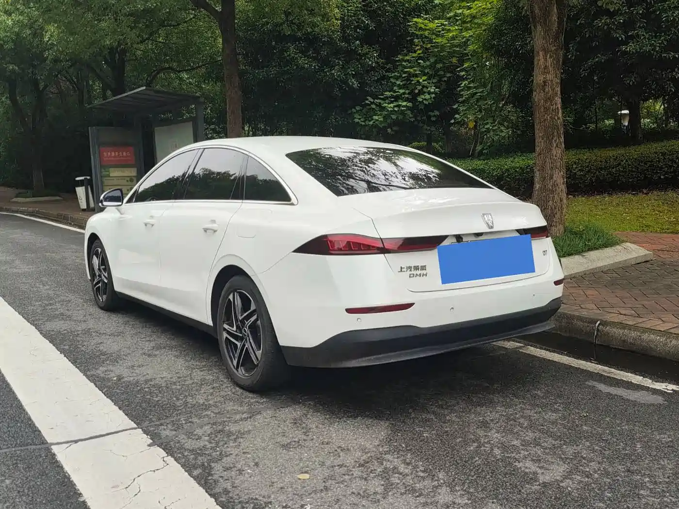 Фото 6 - Roewe D7