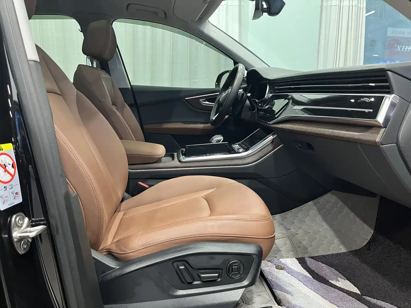 Audi Q7 2020 55 TFSI quattro S line Sport фото 8
