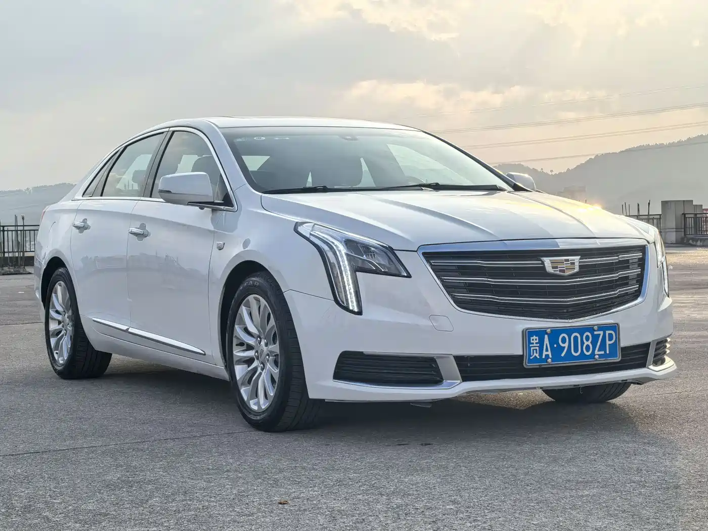 Cadillac XTS 2018 28T Technology фото 3