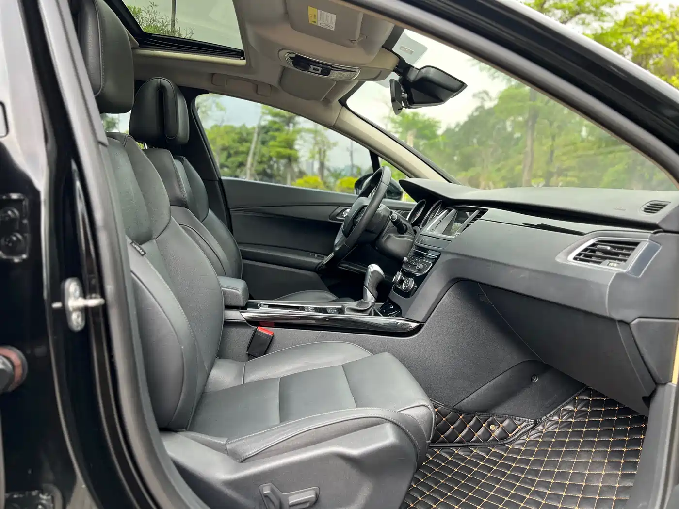Peugeot 508 2015 1.6THP Auto Excellence Edition фото 13