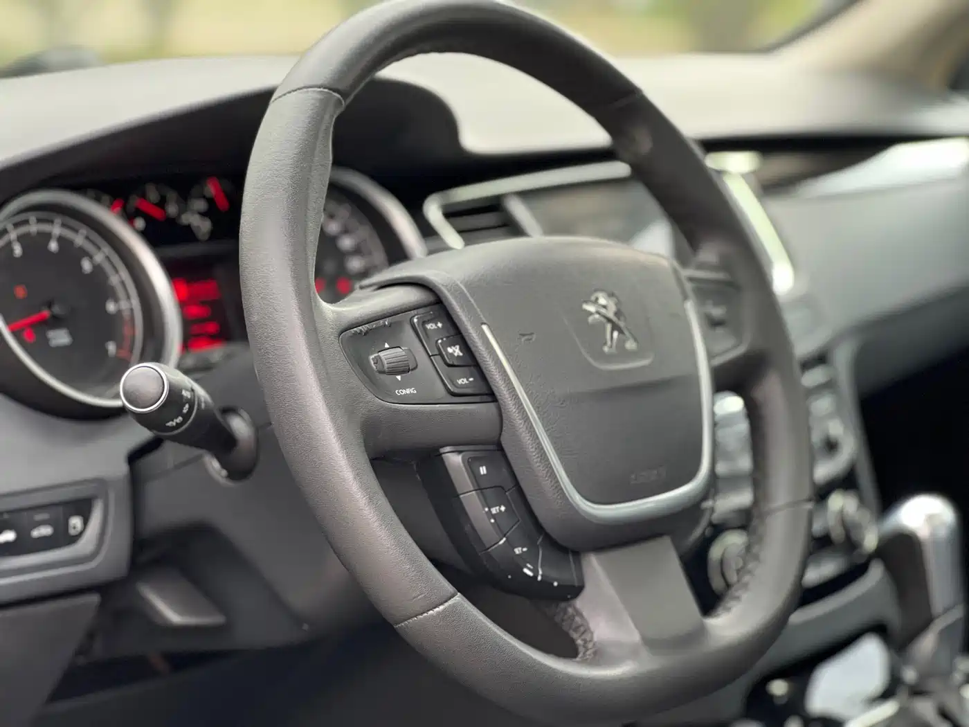 Peugeot 508 2015 1.6THP Auto Excellence Edition фото 22