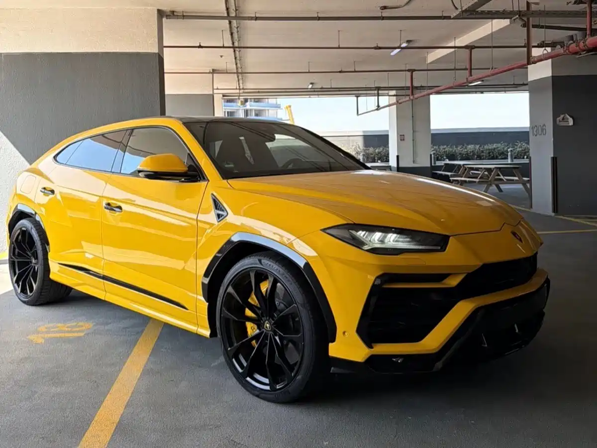 Lamborghini Urus 2018 4.0T V8