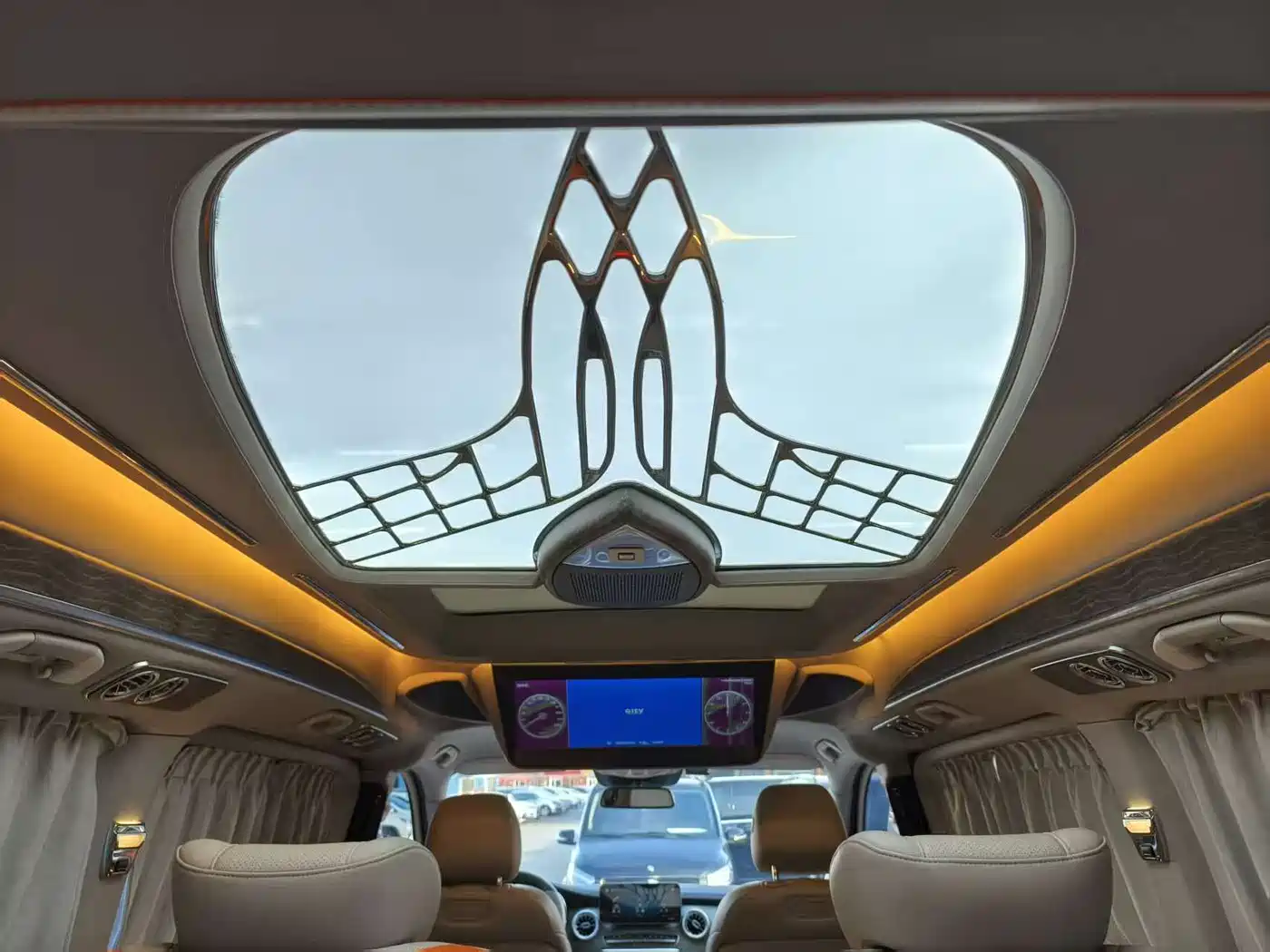 Mercedes-Benz V-Class 2021 V 260 L Long Wheelbase Luxury Edition фото 5