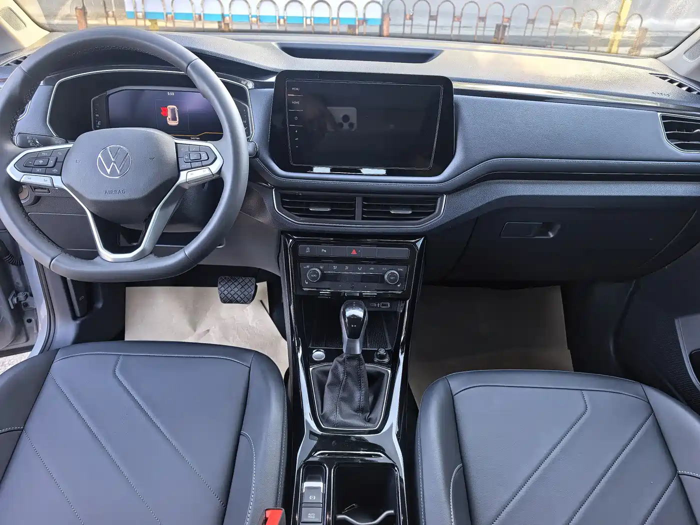 Volkswagen Tharu 2025 New Edge 300TSI Enjoyment Edition фото 6