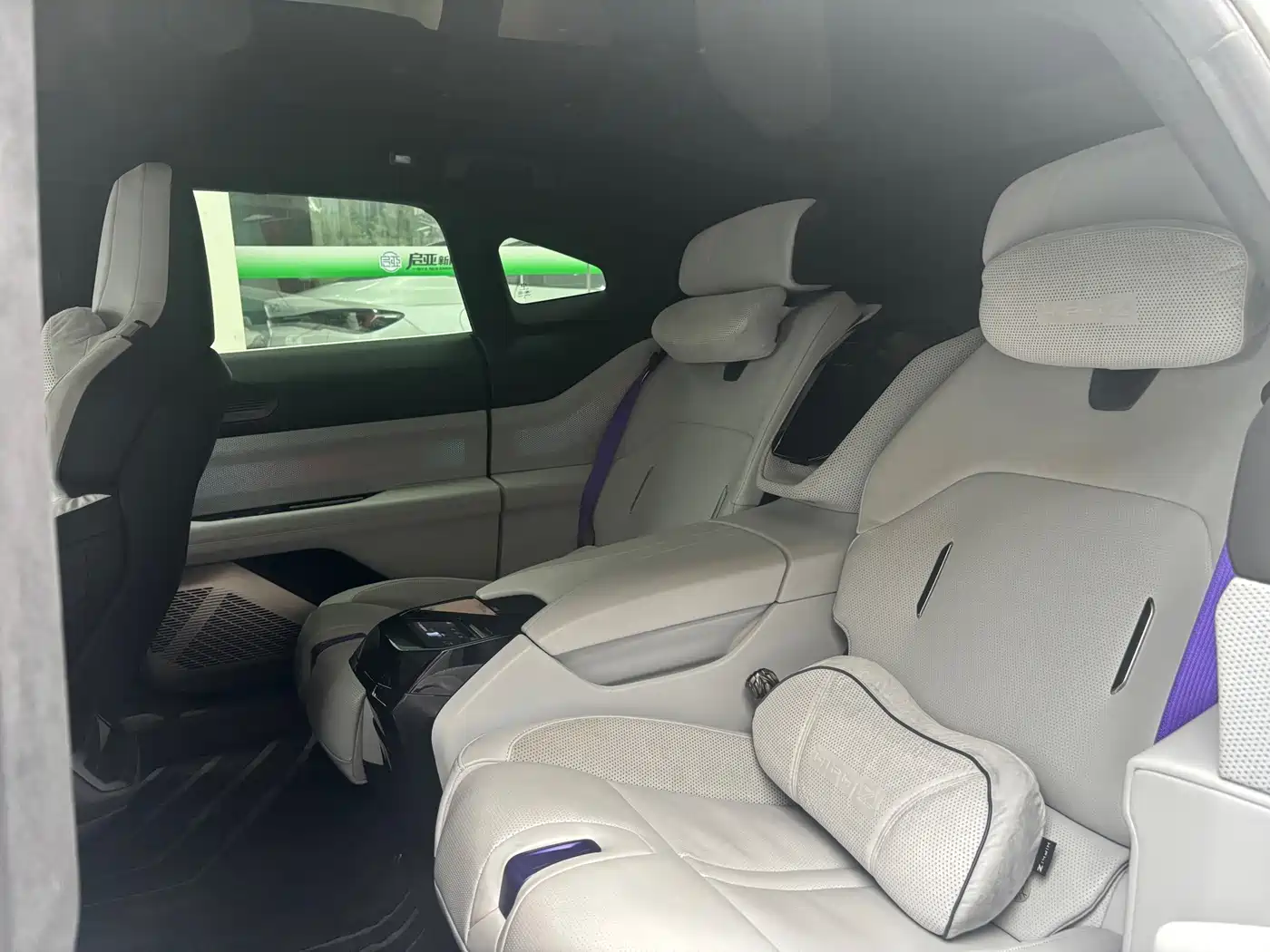 HiPhi Z 2023 2023 4-Seater Edition