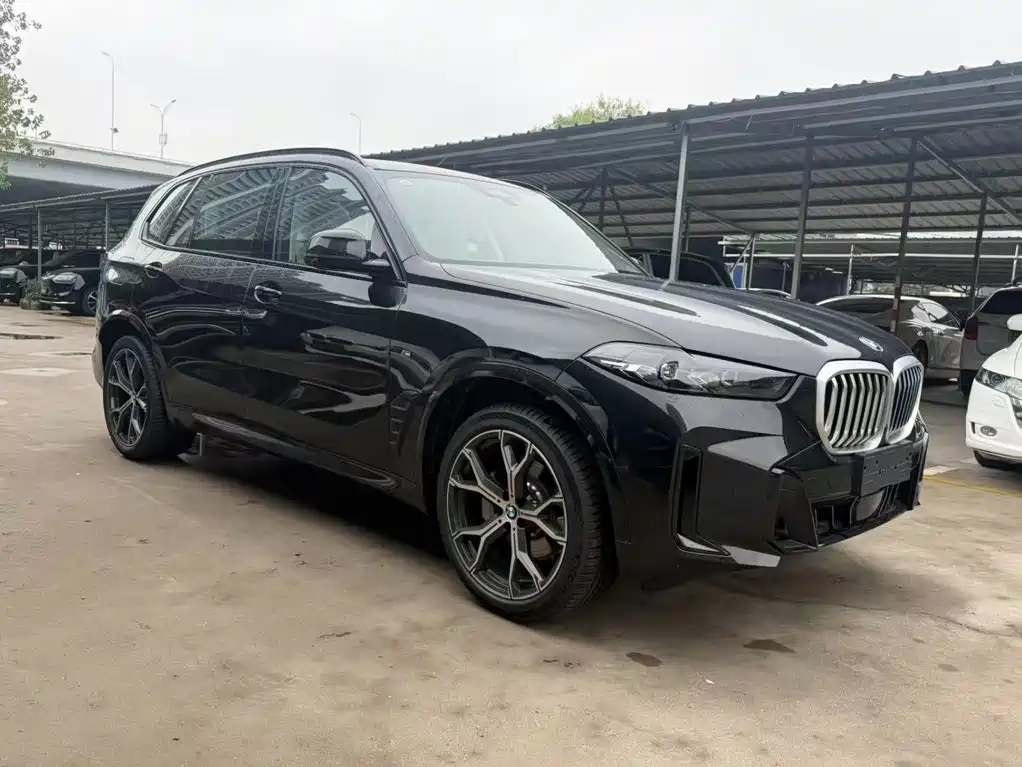 2026 BMW X5