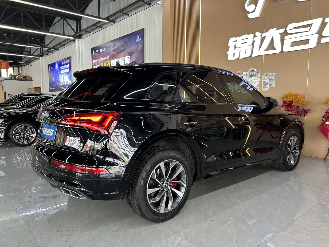 Audi Q5L 2024 Model 40 TFSI Luxury Dynamic фото 16