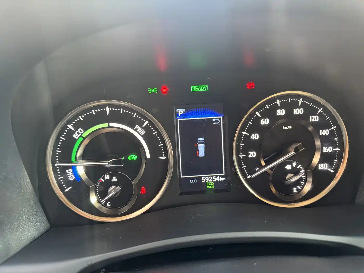 Toyota Alphard 2021 Hybrid 2.5L Luxury фото 15