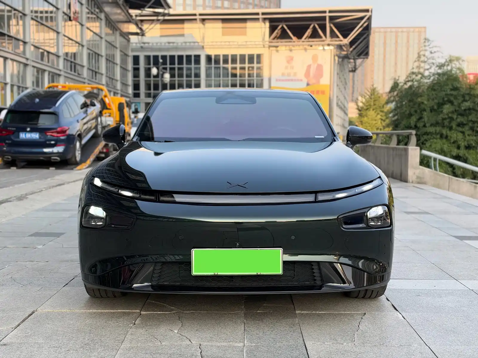Фото 2 - XPeng P7