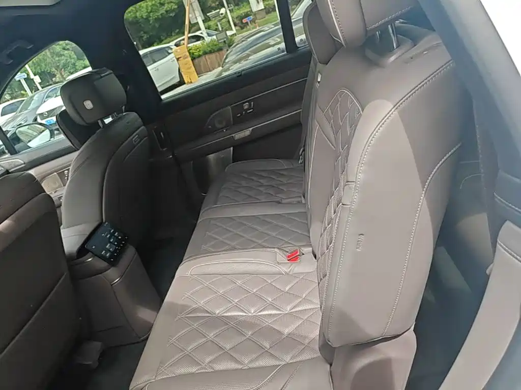 NIO ES8 2025 2025 Base Model 7-Seater