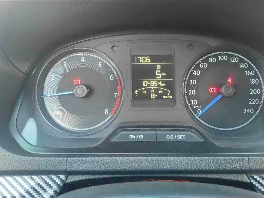 Volkswagen Jetta 2019 Dream Edition 1.5L Manual Fashion фото 14