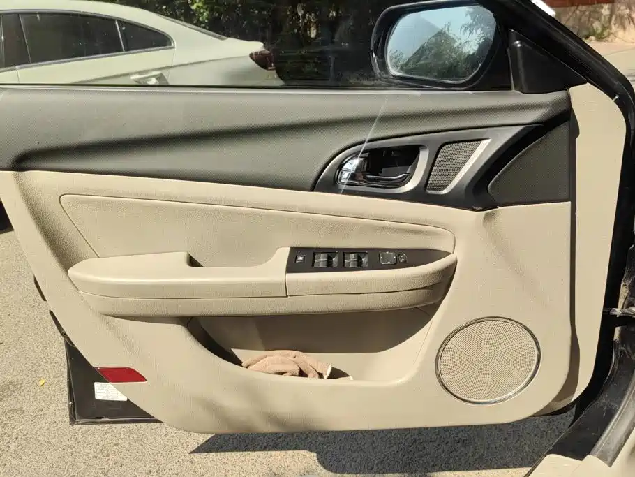 Besturn B50 2014 2013 1.6L Automatic Luxury
