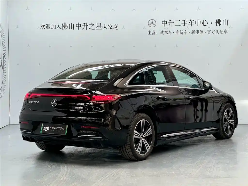 Mercedes-Benz EQE 2025 Model 500 4MATIC Luxury Edition фото 2