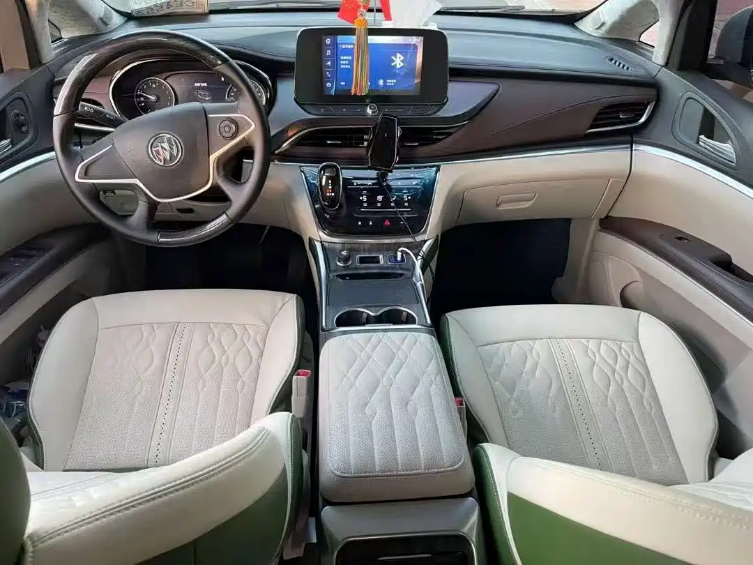 Buick GL8 2021 Land Business Class 652T Comfort фото 2