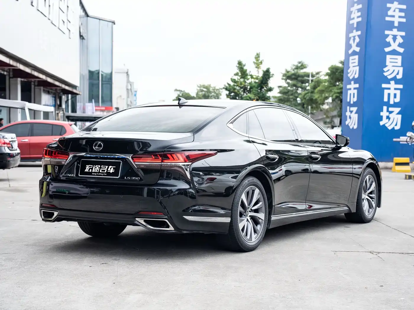 Lexus LS 2018 350 Excellence Edition China V фото 4