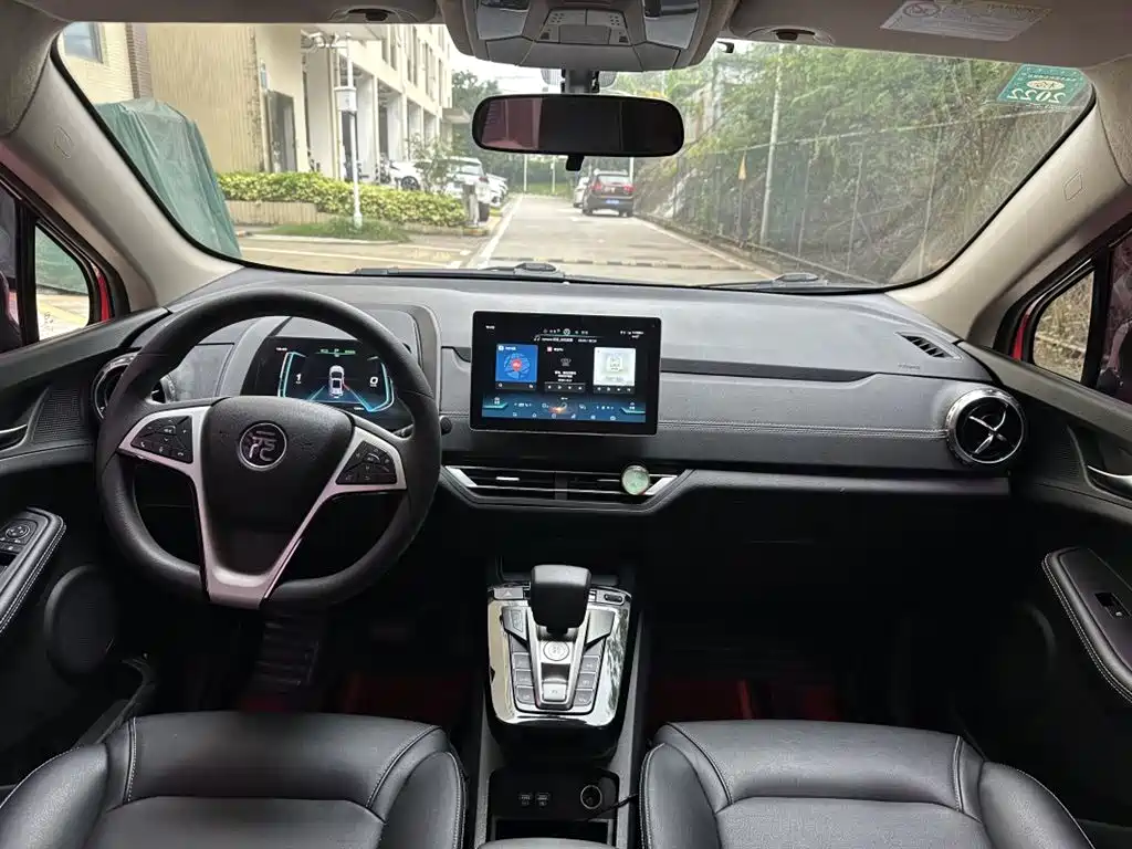 BYD Yuan New Energy 2019 EV535 Smart Connected Trend Leader Type фото 8