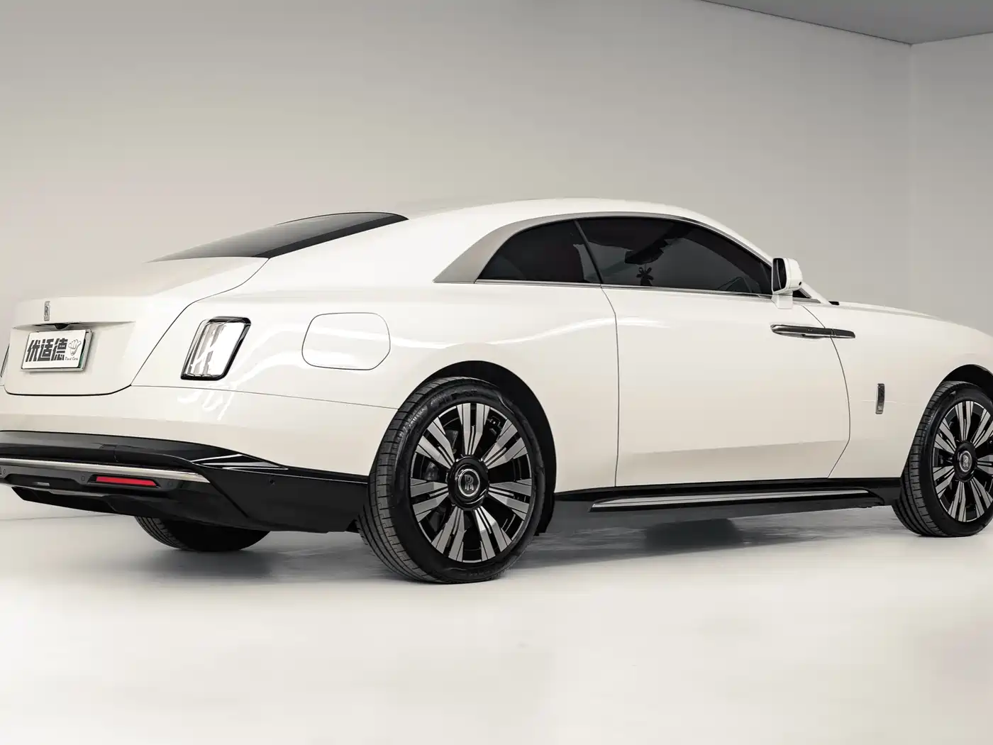 ROLLS-ROYCE CHTHONIC