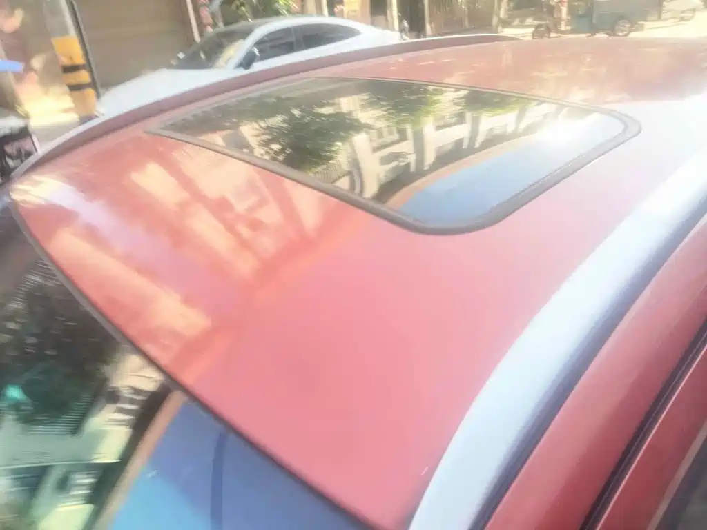 Фото 6 - Geely Vision X3