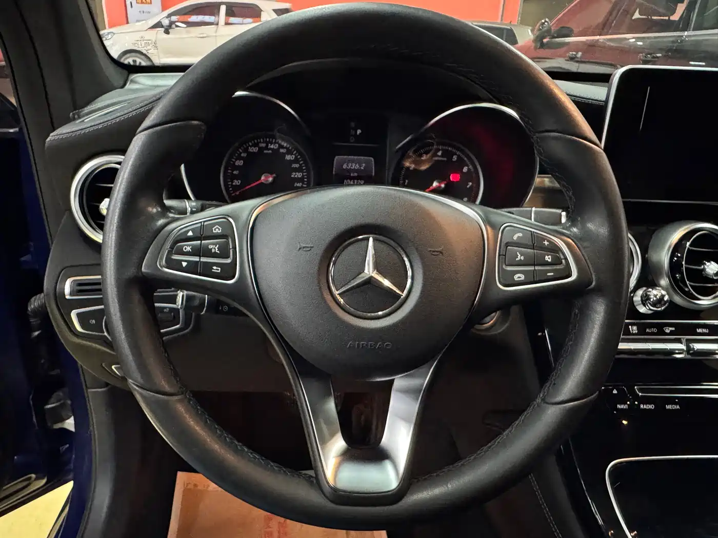 Mercedes-Benz GLC Coupe 2017 GLC 200 4MATIC Coupe SUV фото 20
