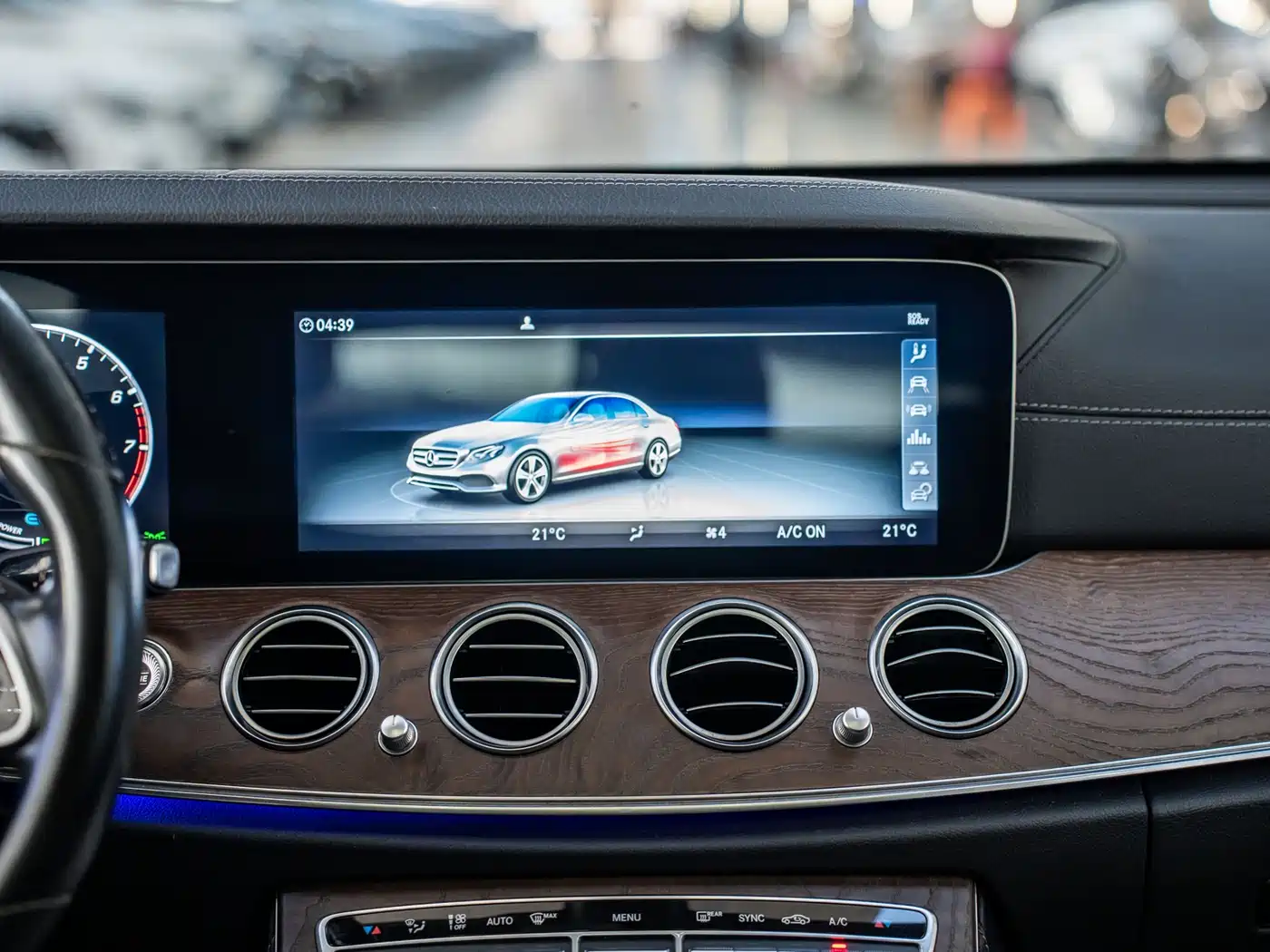 Mercedes-Benz E-Class 2019 E 260 L фото 11
