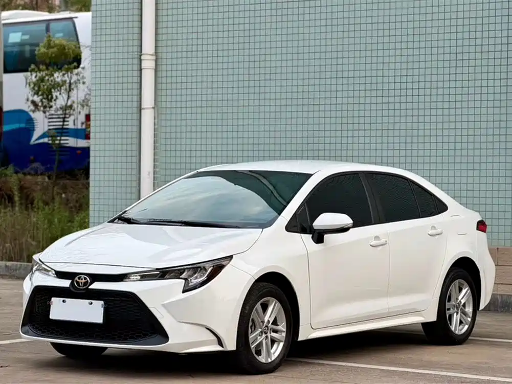 Toyota Levin 2021 185T CVT Progressive Edition фото 10