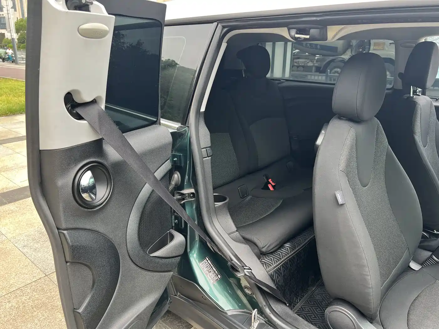MINI CLUBMAN 2010 2010 1.6L COOPER Cheer