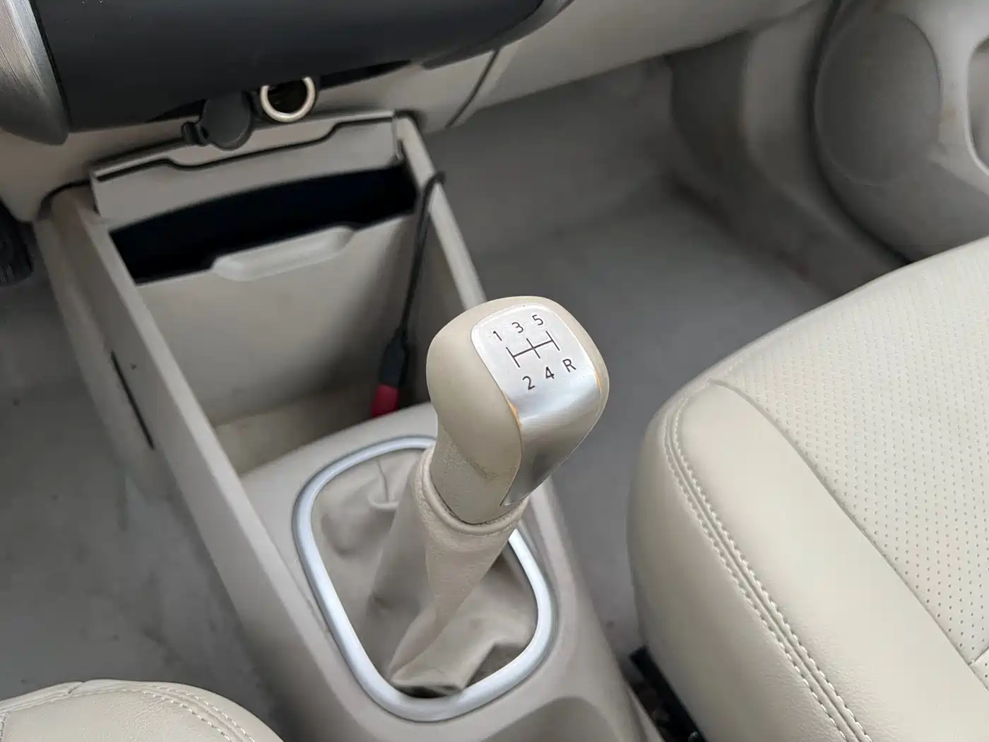 Venucia D50 2017 2016 Model 1.6L Manual Elite Edition