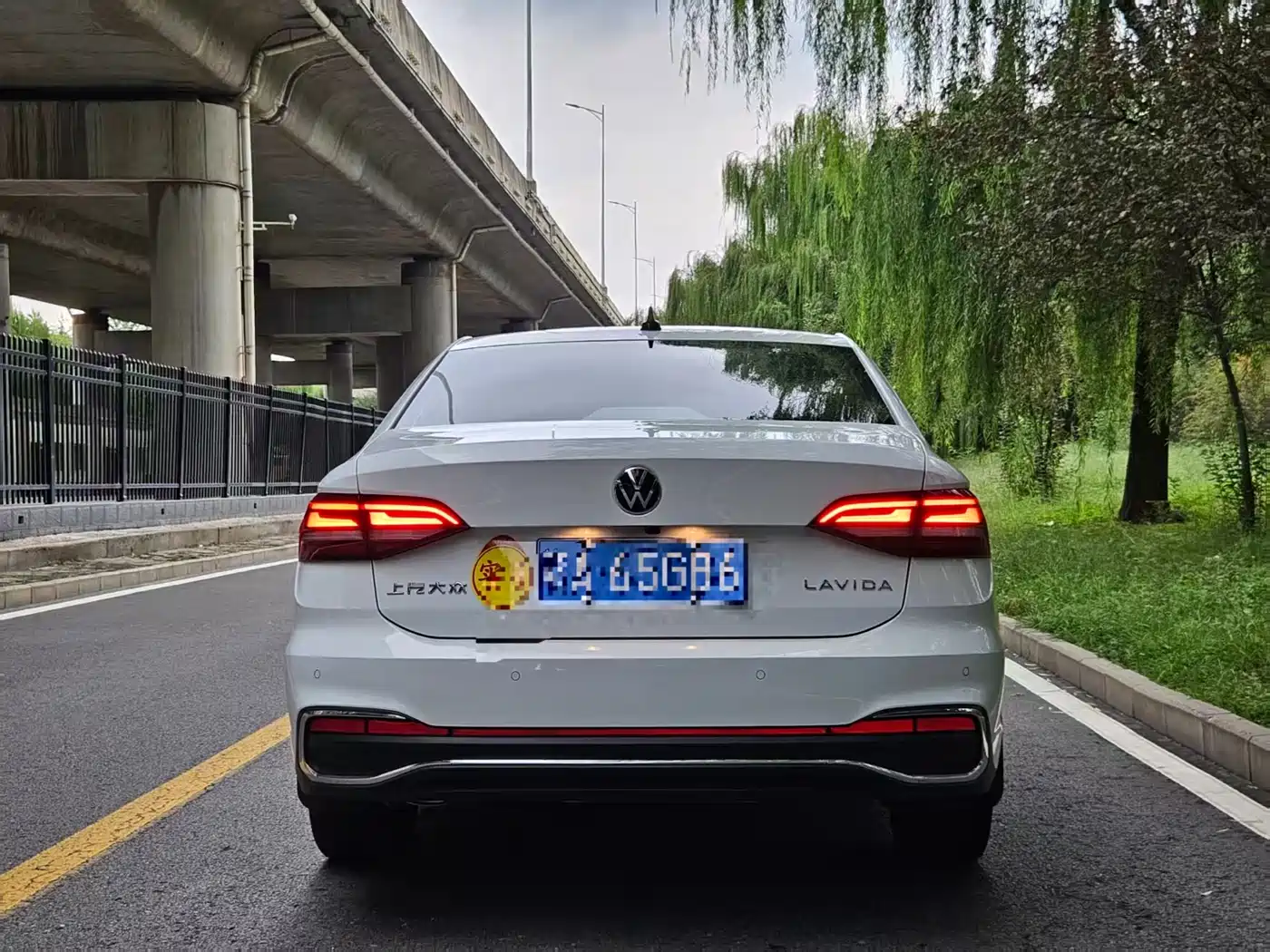 Volkswagen Lavida 2024 Model 1.5L Automatic 5 Million Edition фото 4