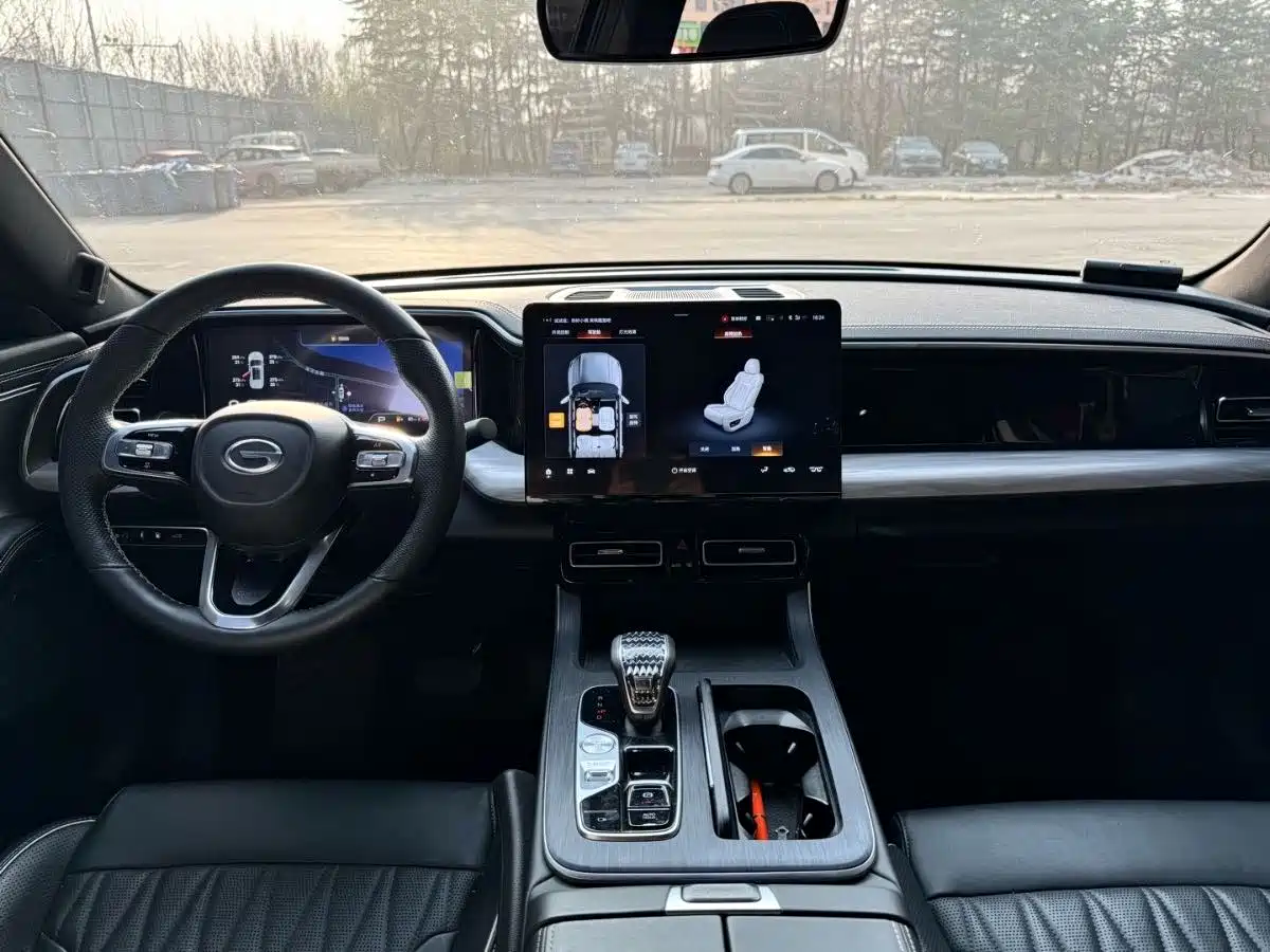 GAC Trumpchi Trumpchi GS8 2024 Navigator Series 2.0TGDI 2WD Luxury Smart Connect Edition фото 7
