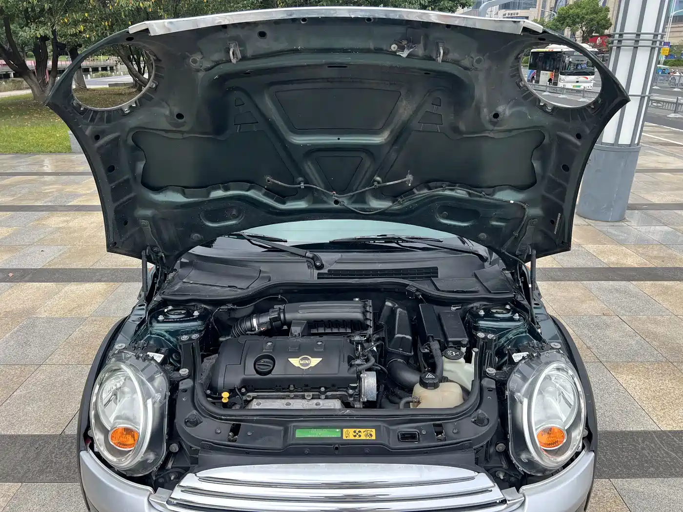 MINI CLUBMAN 2010 2010 1.6L COOPER Cheer