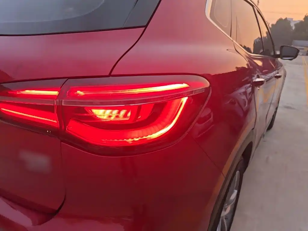 MG HS 2019 2018 20T Auto 2WD Hormone Excitement Edition (China V)