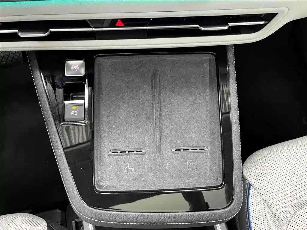 Volkswagen Talagon 2025 450TSI R-Line 6-Seater фото 4