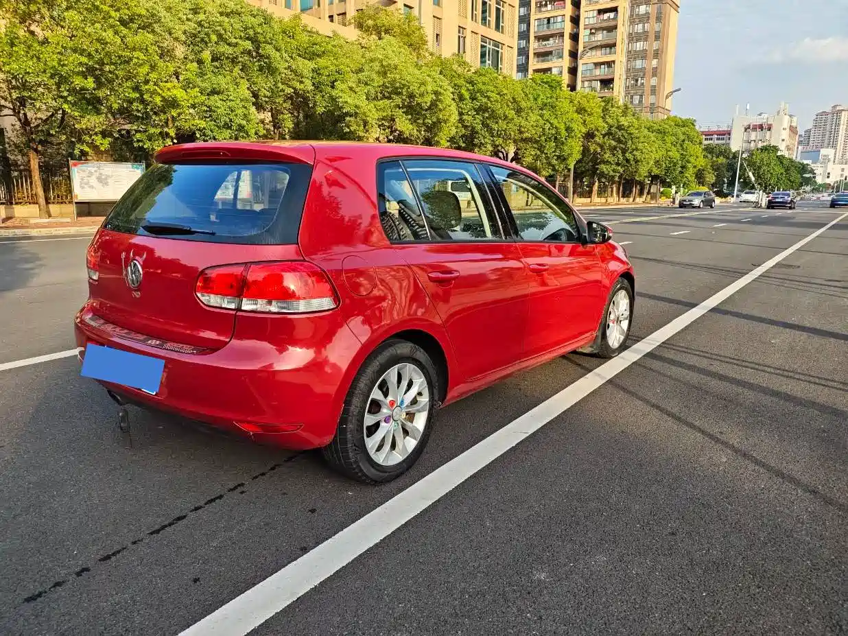 Volkswagen Golf 2010 2010 1.4TSI Automatic Luxury