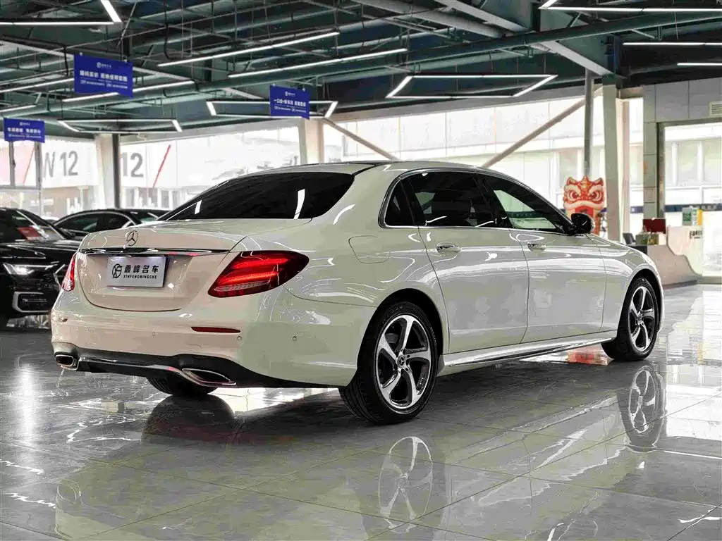 Mercedes-Benz E-Class 2019 E 300 L Sport Fashion фото 26