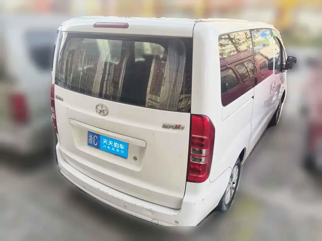 JAC Refine M3 2015 2015 Maker Edition 1.6L Luxury