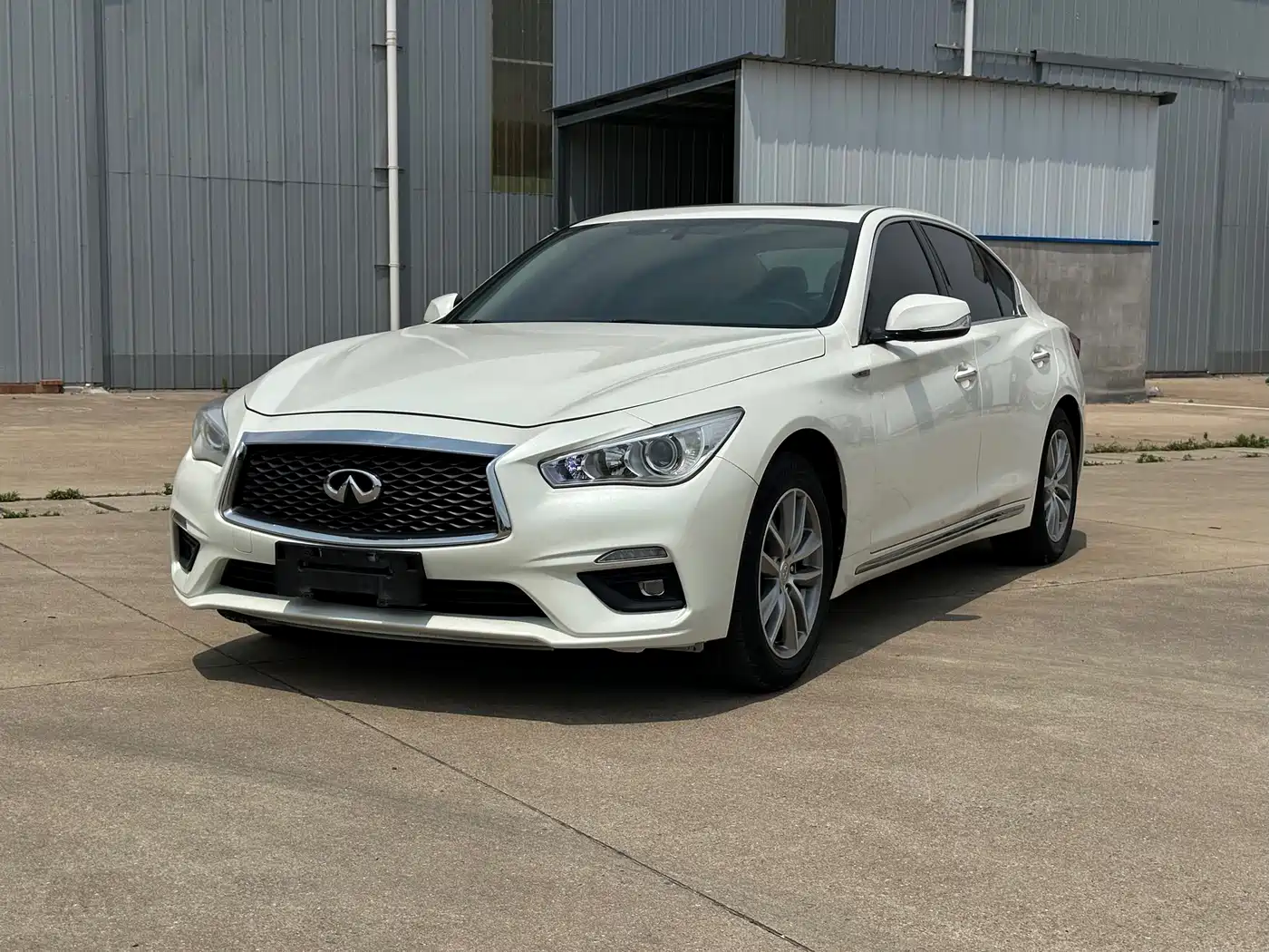 Infiniti Q50L 2019 2018 2.0T Comfort (China VI)