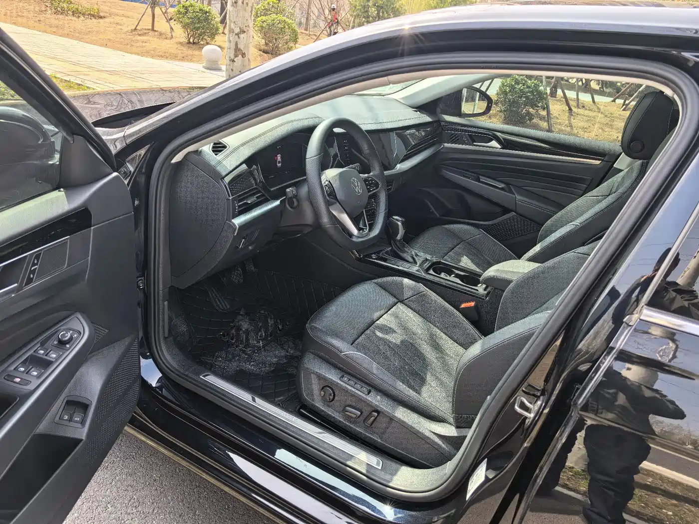 VOLKSWAGEN PASSAT NEW ENERGY