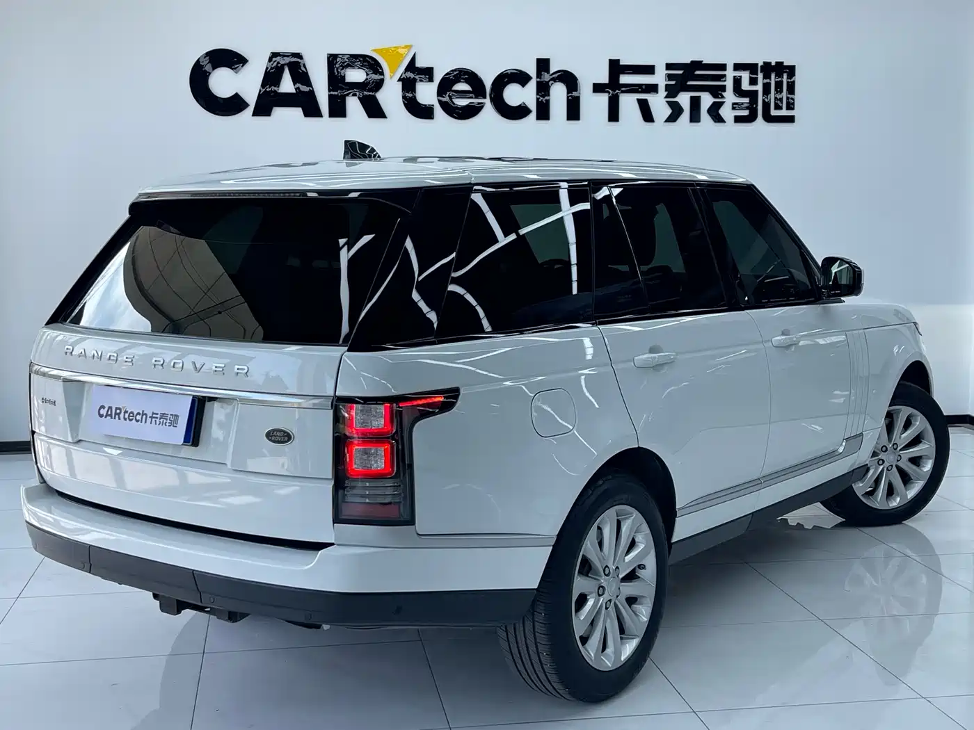 Land Rover Range Rover 2017 3.0 SC V6 Vogue фото 3