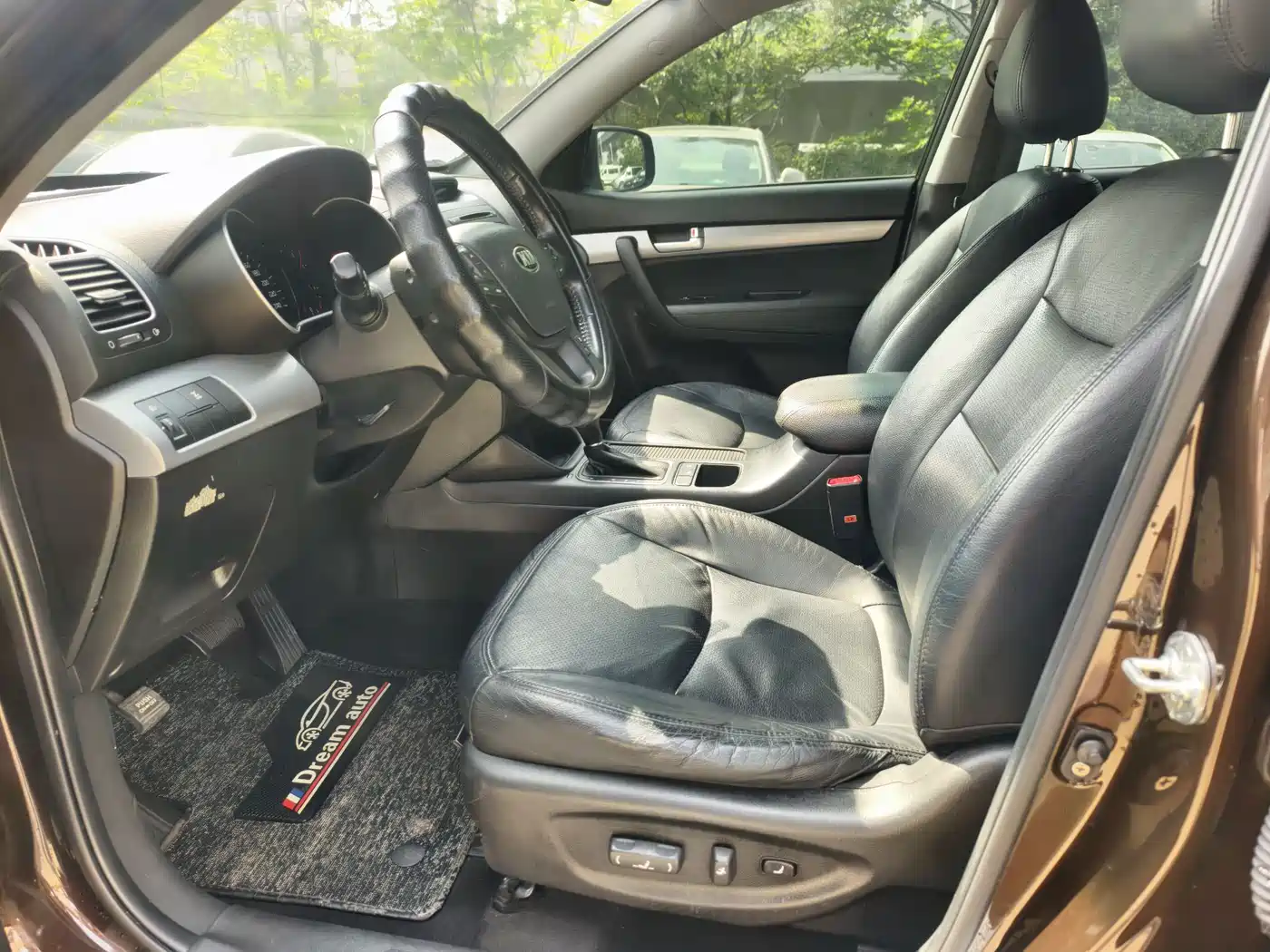 Kia Sorento 2013 2.4L 7-seat Gasoline Comfort Edition фото 5