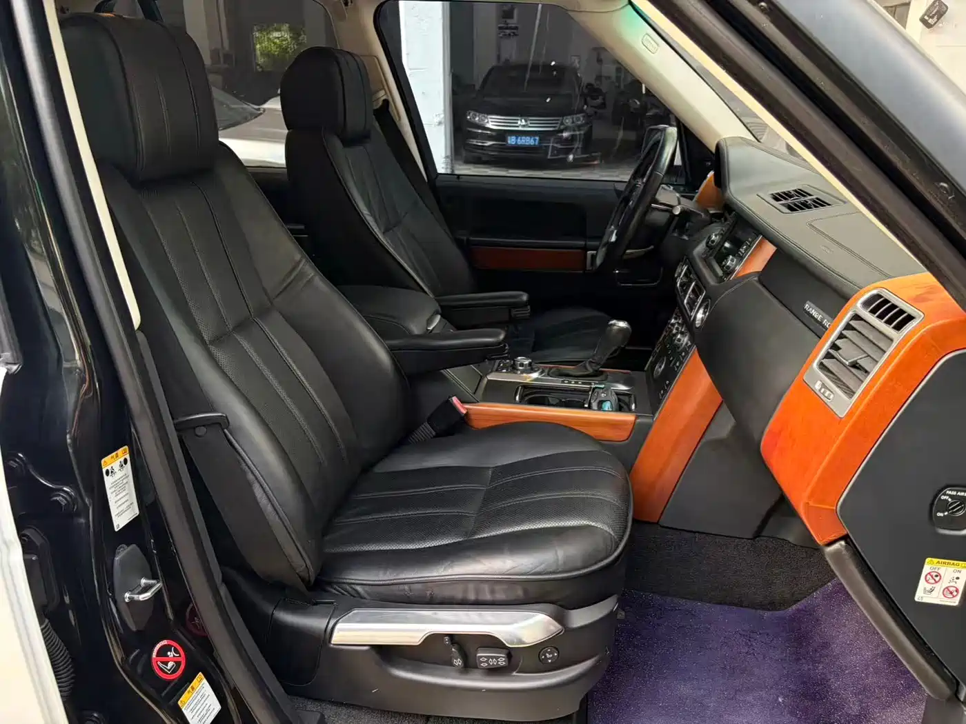 Land Rover Range Rover 2011 3.6 TDV8 фото 10