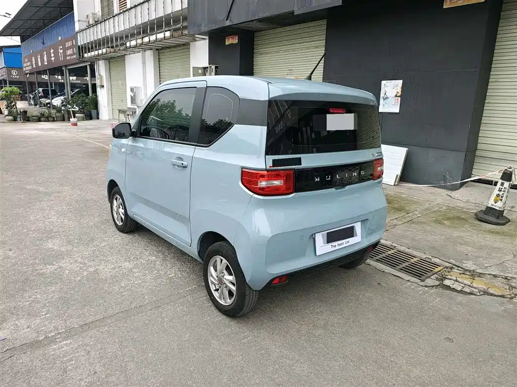 WULING AUTOMOBILE HONGGUANG MINIEV