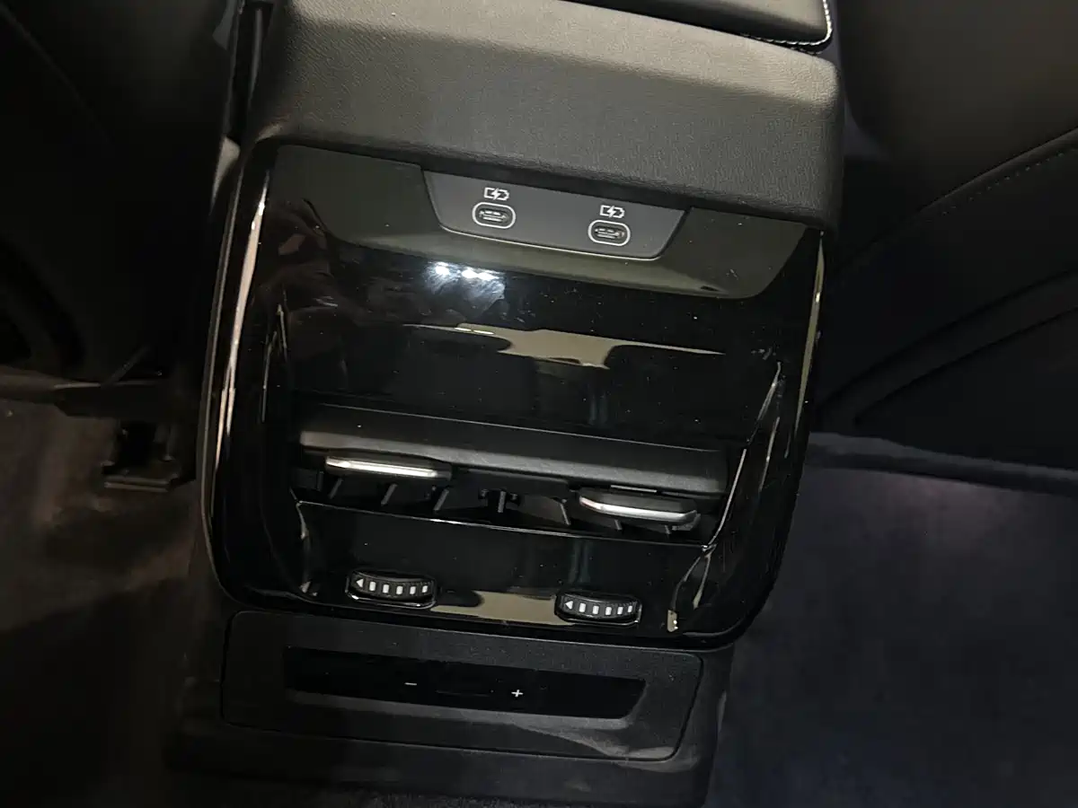 Audi A5L 2025 2.0T Sport Edition quattro фото 15