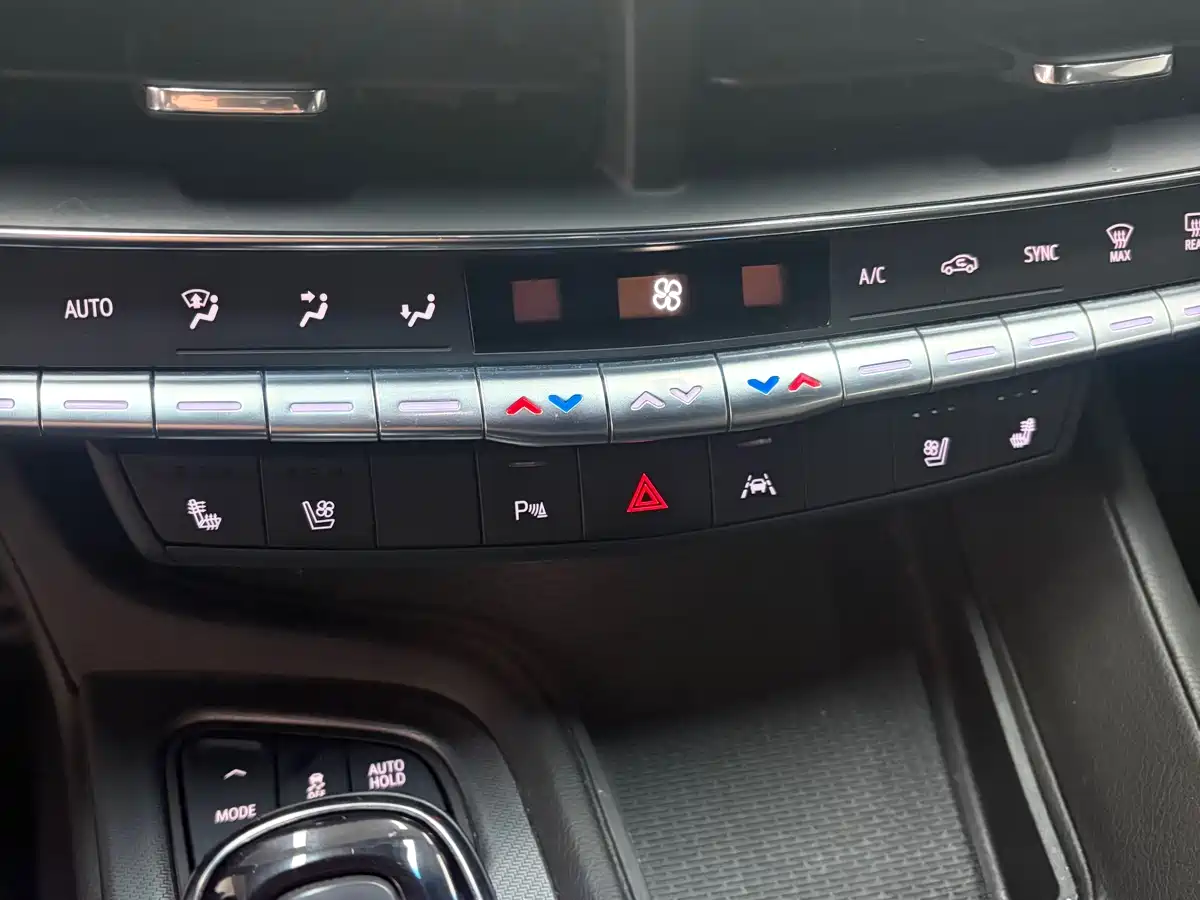 Cadillac CT5 2023 28T Luxury Style (Standard Edition) фото 16