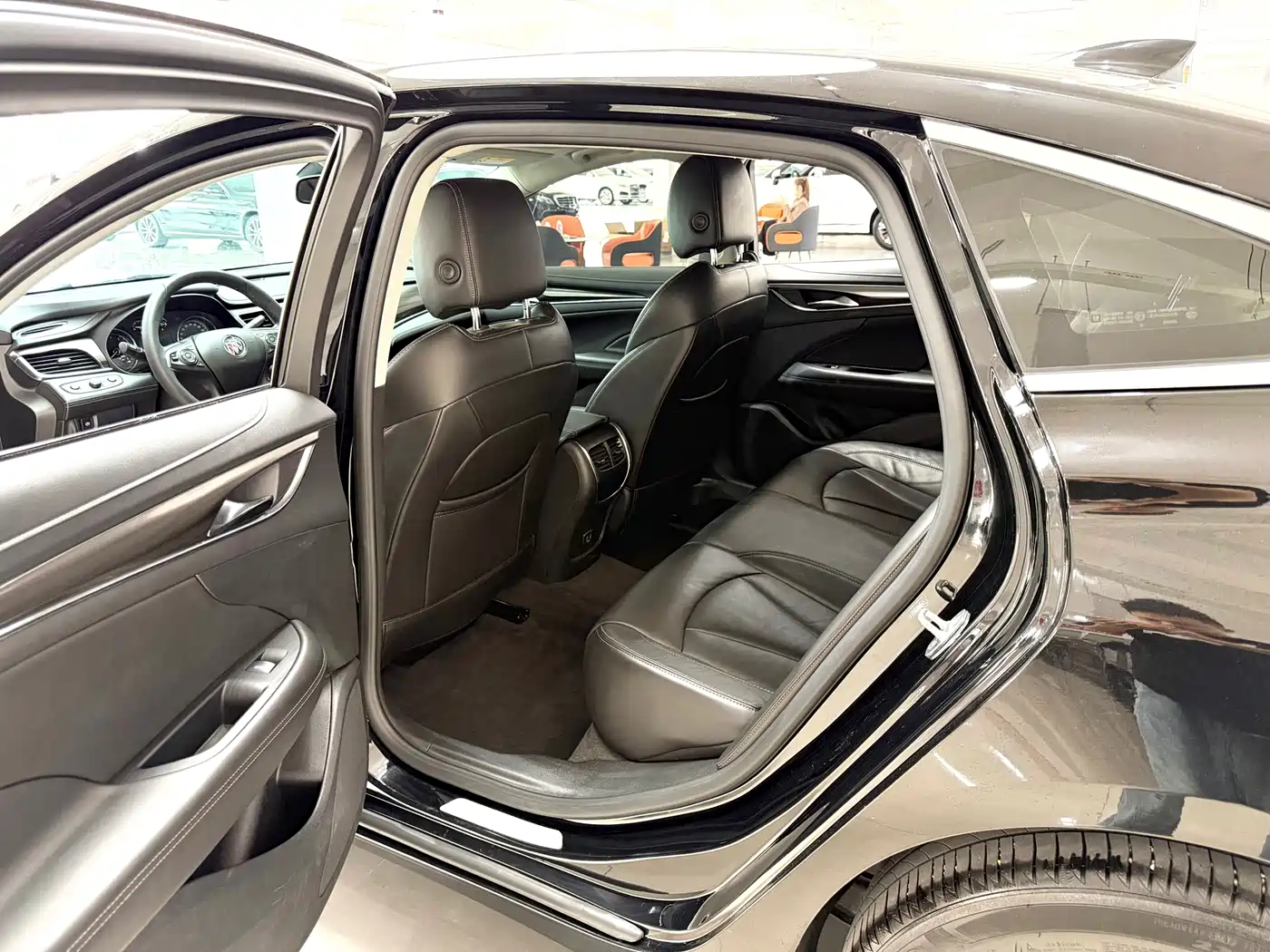 Buick LaCrosse 2022 652T Luxury фото 15